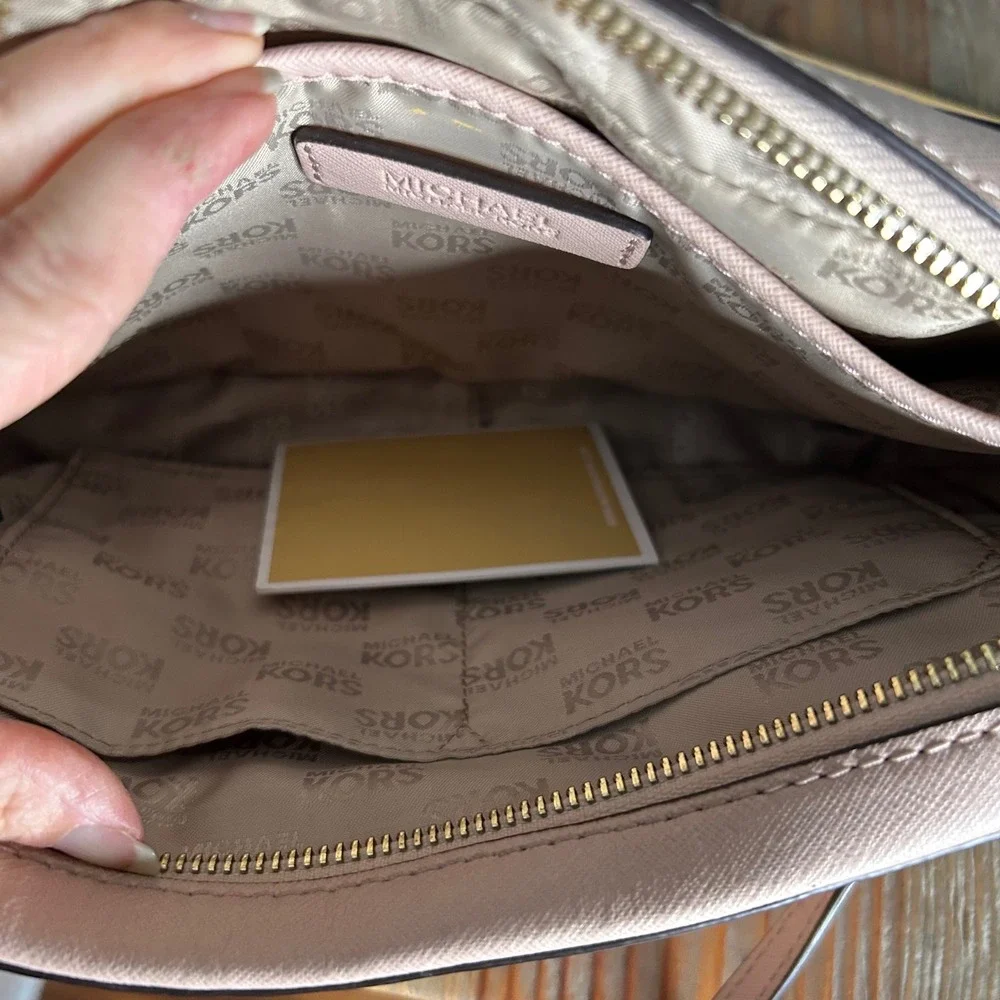 Michael Kors Pink Studded sandrine Crossbody Bag Gold‎ Hardware purse